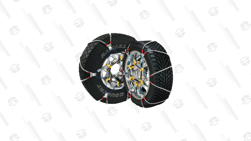 Illustration for article titled Put These Items In Your Car Now, Before the Snow Gets Bad